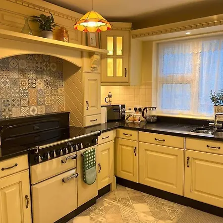 Lily's - Beautiful Holiday home *